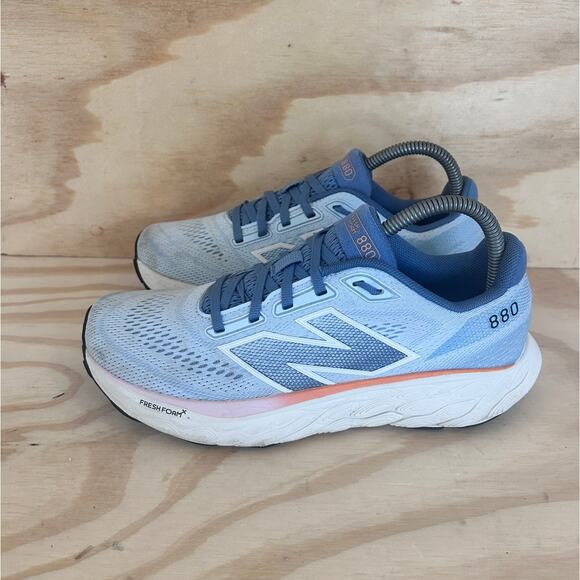 New Balance -Fresh Foam x 880 v14 -Running Shoes -Blue -Women's - 8 B -W880J14 - Picture 3 of 9